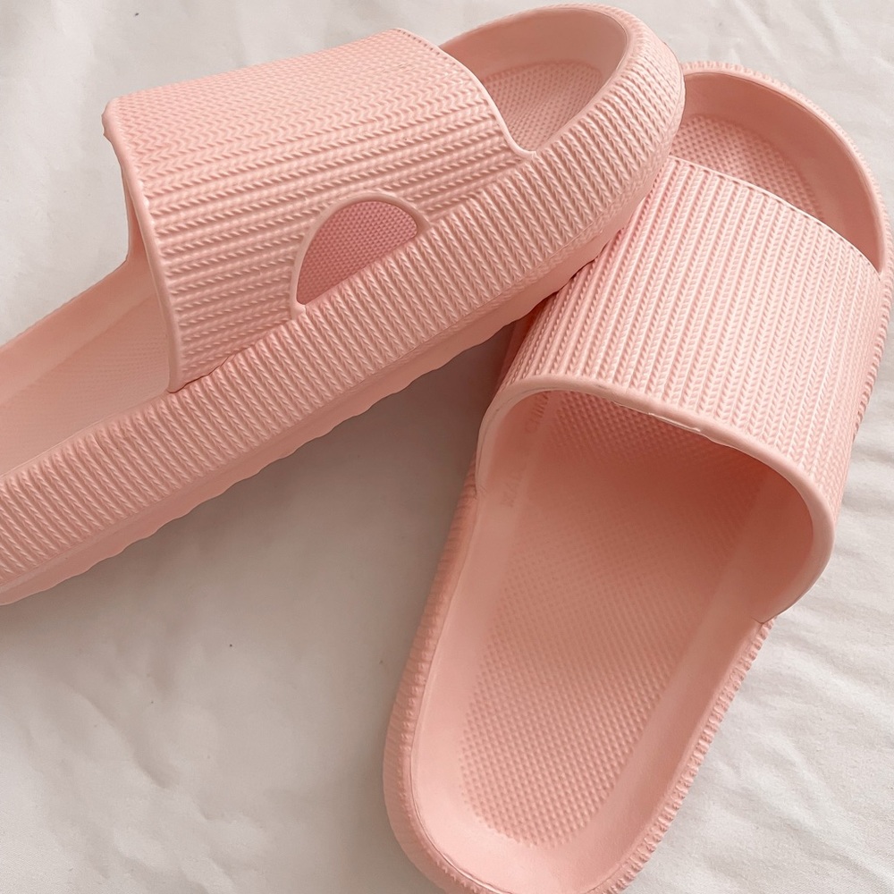Brand new never worn soft cushy slides women's size 7.5